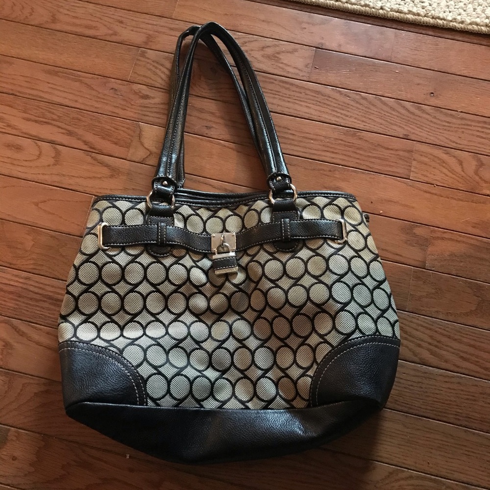 Nine West purse